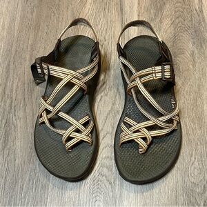 Chaco Women’s 10 ZX/2 Sandal Brown Strappy Toe Loop Hiking Outdoor Vibram Sole